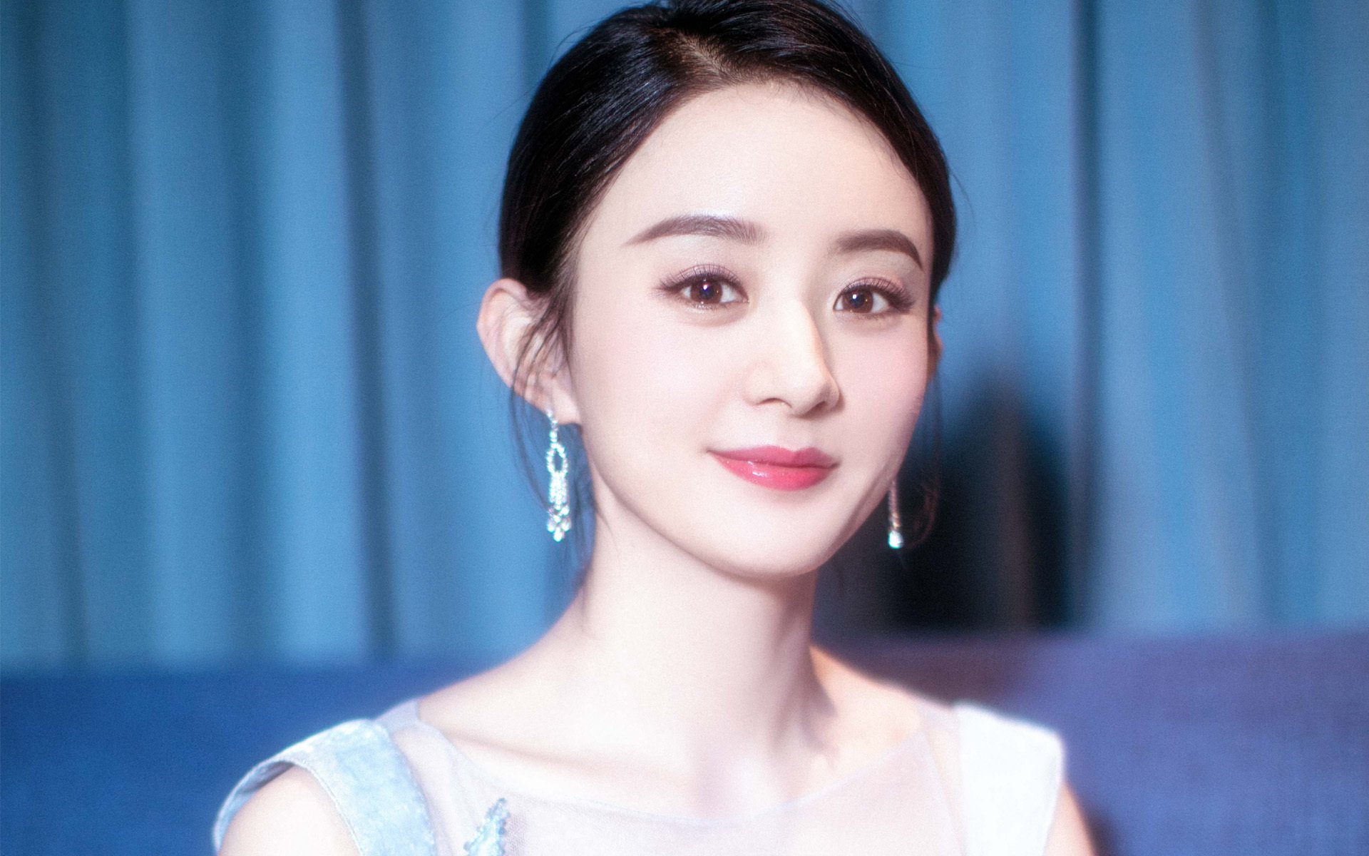 爱游戏app推荐-“彭尤蝶泳挑战世界纪录,中国泳坛新力量崛起”