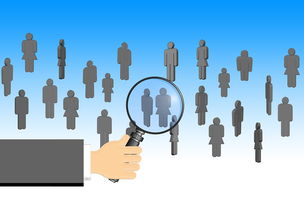 爱游戏官网-比赛中阵容调整是否能带动进攻节奏，如何选择比赛阵型