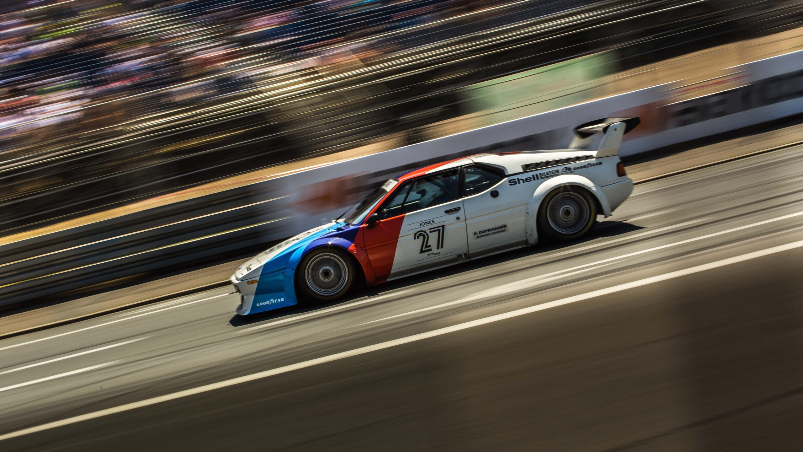 爱游戏app推荐-凯里与杜兰特隔空隔岸互怼，凯文杜兰特和库里