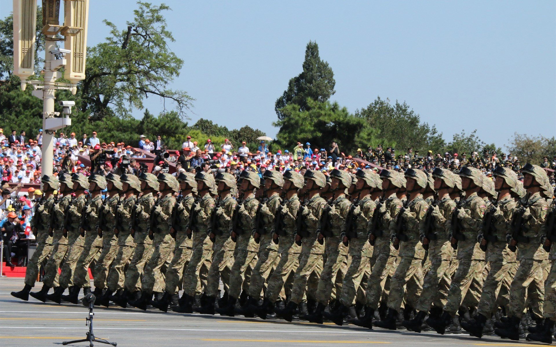 爱游戏app-德甲速度之王:突破防线的瞬间令人震撼,德甲最快进球纪录