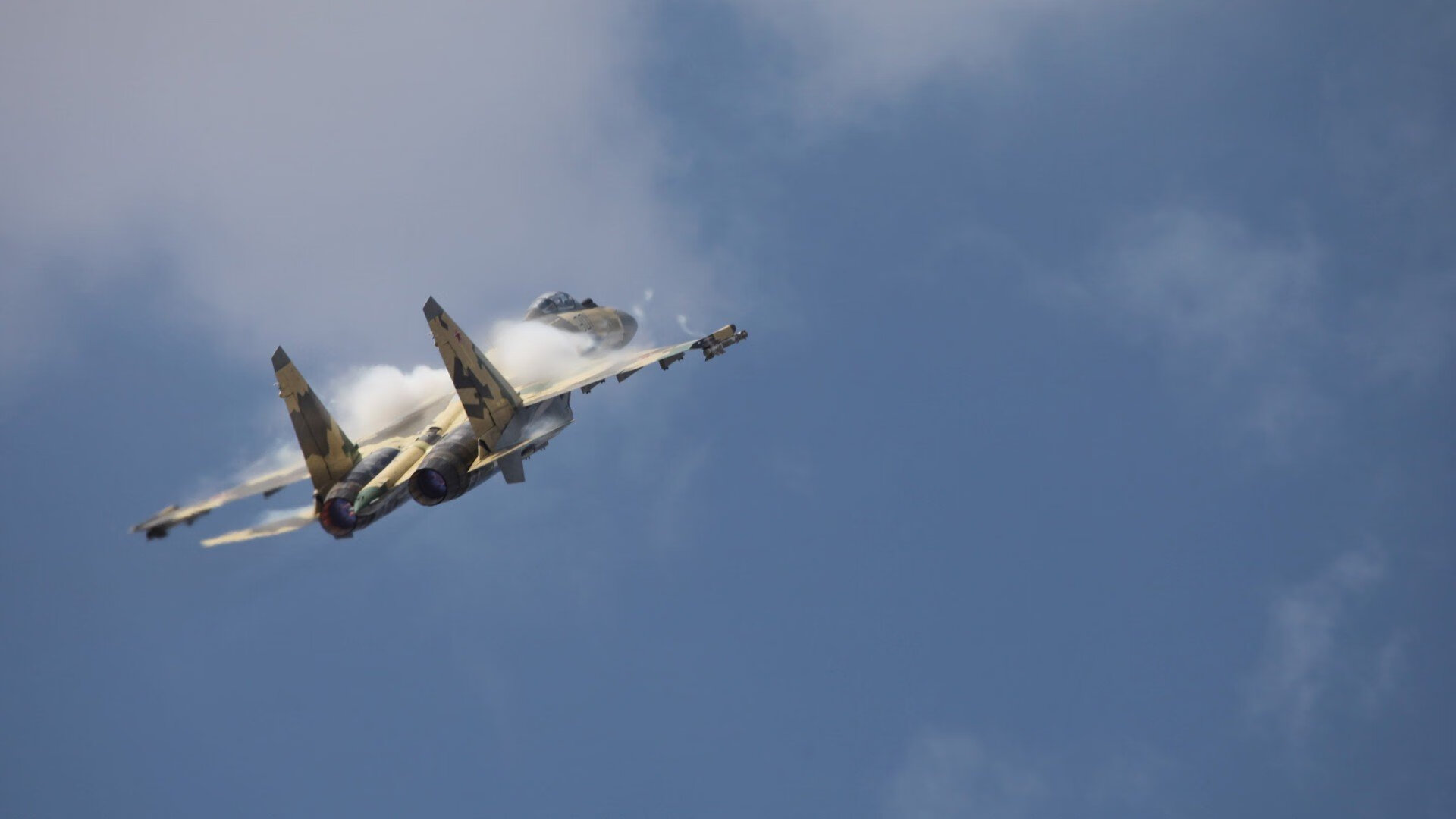 爱游戏体育-斯密斯:掌控比赛节奏的“冷静指挥官”,全黑队的核心